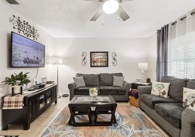 5th image of 12532 Orangewood Ct #0, Tavares, FL 32778 | MLS# O6401005