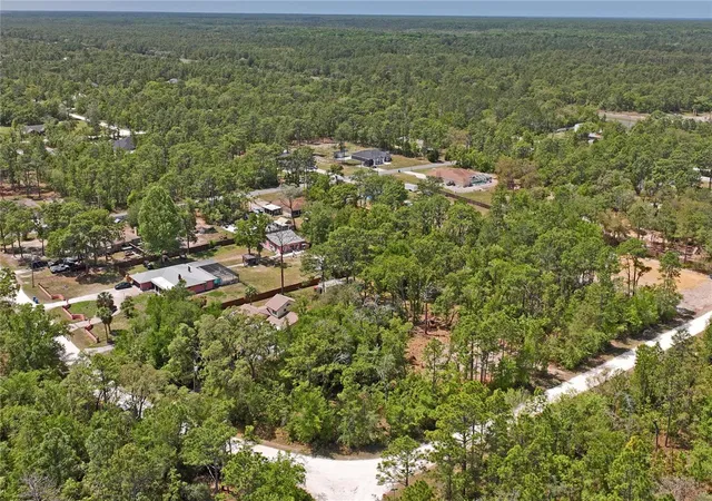 3rd image of 0 Yellowstone Ave, Weeki Wachee, FL 34614 | MLS# W7885049