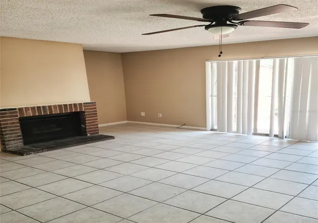 Homes for sale in Orlando, FL | 2330 Huntington Green Ct #6, Orlando, FL 32839 | MLS# O6401022