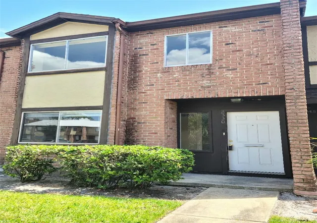Homes for sale in Orlando, FL | 2330 Huntington Green Ct, Orlando, FL 32839 | Houzeo
