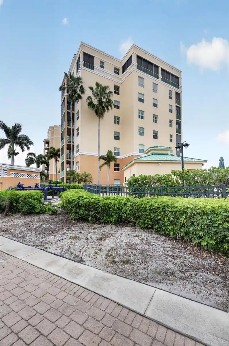 Listing Photo 47 - Condo for sale in 2090 Matecumbe Key Rd located at 2090 Matecumbe Key Rd, Punta Gorda, FL 33955 - Unit #1603