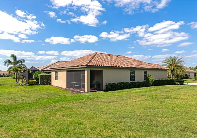 Photo 3 of Single family home for sale at 157 Wandering Wetlands Cir, Bradenton, FL 34212 | MLS# A4690847 | Listing updated on 2026-07-31