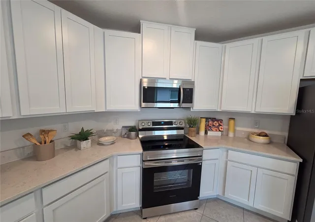 5th image of 2747 San Marco Wy, Winter Haven, FL 33884 | MLS# O6401087