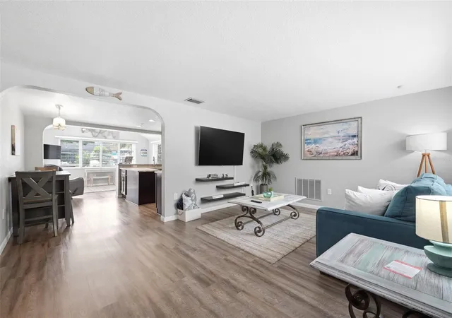 5th image of 51 Cypress Dr, Palm Harbor, FL 34684 | MLS# TB8500235