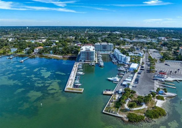 Homes for sale in Clearwater, FL | 900 N Osceola Ave, Clearwater, FL 33775