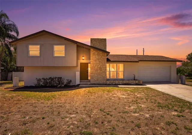 1st image of 721 Village Pl, Brandon, FL 33511 | MLS# TB8500272
