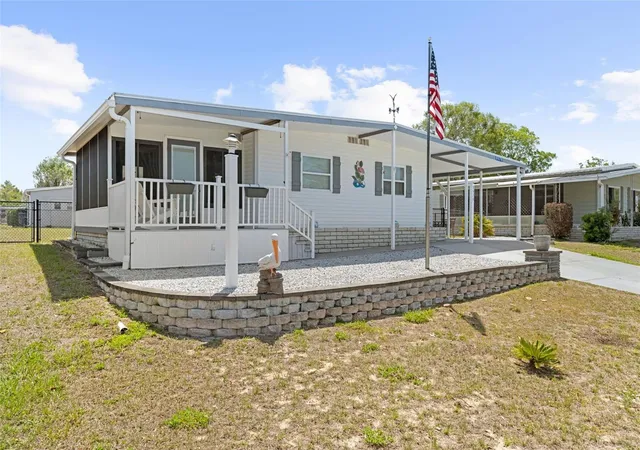 Photo 3 of Manufactured home for sale at 8979 Highpoint Blvd, Brooksville, FL 34613 | MLS# TB8500293 | Listing updated on 2026-09-14
