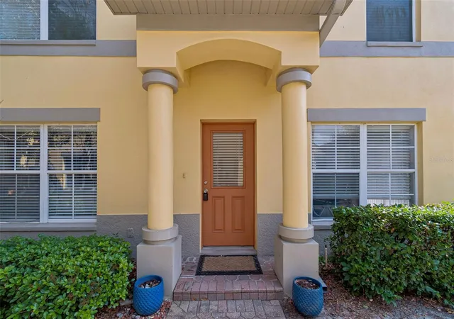 Homes for sale in Saint Petersburg, FL | 3863 Island Wy, Saint Petersburg, FL 33705 | MLS# TB8500294