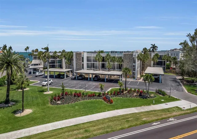 Homes for sale in Longboat Key, FL | 448 Gulf Of Mexico Dr #A205, Longboat Key, FL 34228 | MLS# A4690875