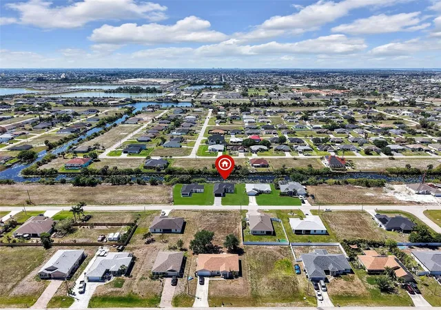 39th image of 1310 Nw 11th Ter, Cape Coral, FL 33993 | MLS# A4690878