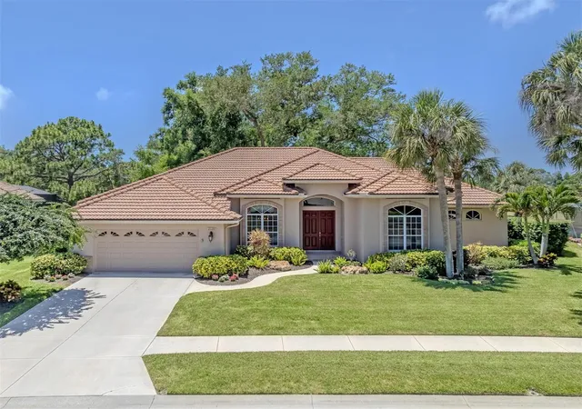 1st image of 2120 Muskogee Trl, Nokomis, FL 34275 | MLS# N6144018