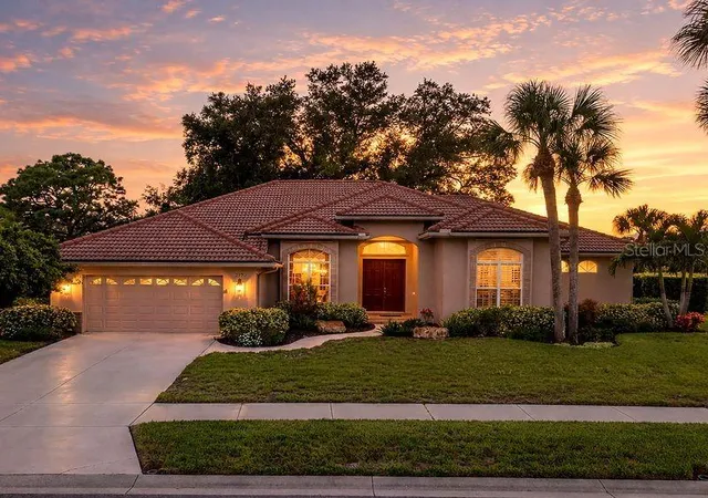 Photo 1 of Single family home for sale at 2120 Muskogee Trl, Nokomis, FL 34275 | MLS# N6144018 | Listing updated on 2026-10-09