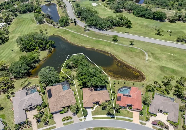 Photo 3 of Single family home for sale at 2120 Muskogee Trl, Nokomis, FL 34275 | MLS# N6144018 | Listing updated on 2026-10-09