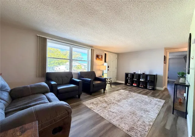 3rd image of 3118 Elkridge Dr, Holiday, FL 34691 | MLS# W7885065