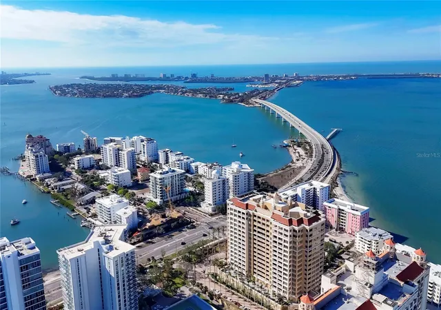 3rd image of 35 Watergate Dr #1203, Sarasota, FL 34236 | MLS# A4690889