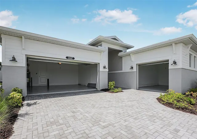 Photo 3 of Sale Pending at 14447 Coastal Woodland Ln, Parrish, FL 34219 | MLS# W7885068 | Listing updated on 2026-08-29