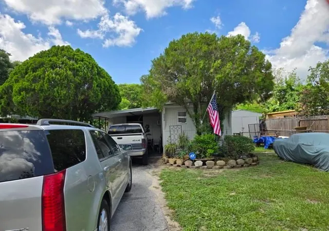 Homes for sale in Zephyrhills, FL | 35050 Sateen Dr, Zephyrhills, FL 33541 | MLS# TB8500392
