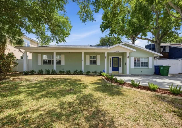 Homes for sale in Tampa, FL | 2512 W Kansas Ave, Tampa, FL 33629 | MLS# TB8500400