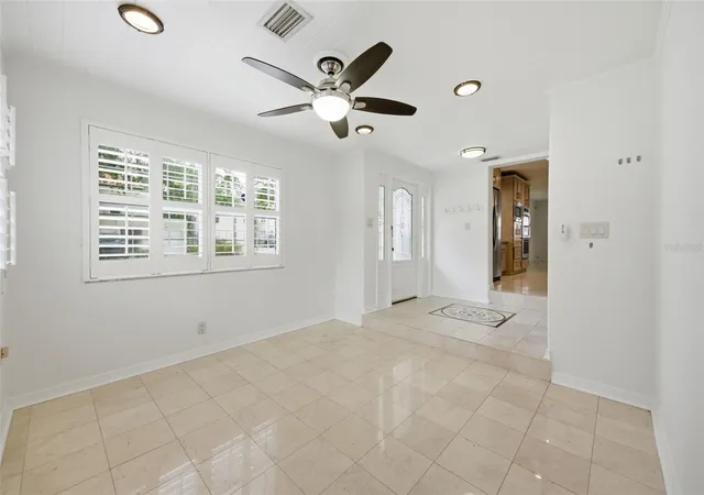 Homes for sale in Tampa, FL | 2512 W Kansas Ave, Tampa, FL 33629 | MLS# TB8500400