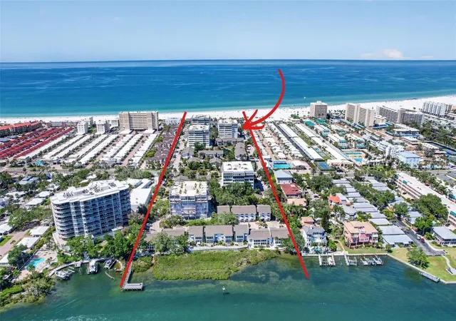 Photo 2 of Condo for sale at 1080 W Peppertree Ln #305A, Sarasota, FL 34242 | MLS# A4690895 | Listing updated on 2026-08-22