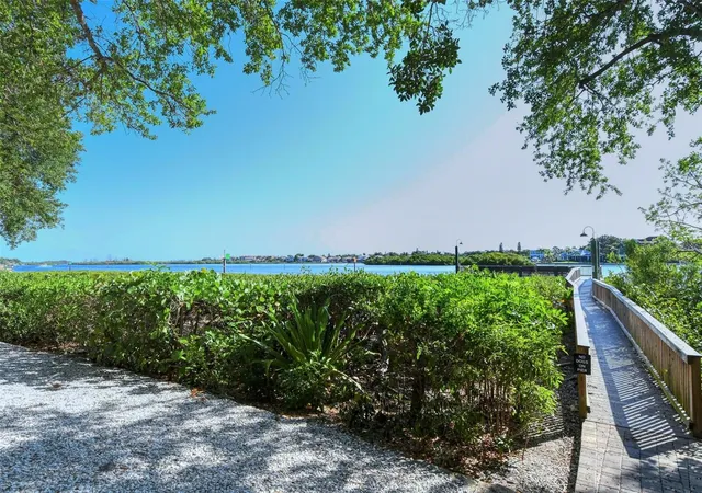 Listing Photo 2 - Condo for sale in building located at 1080 W Peppertree Ln, Sarasota, FL 34242 - Unit #305A