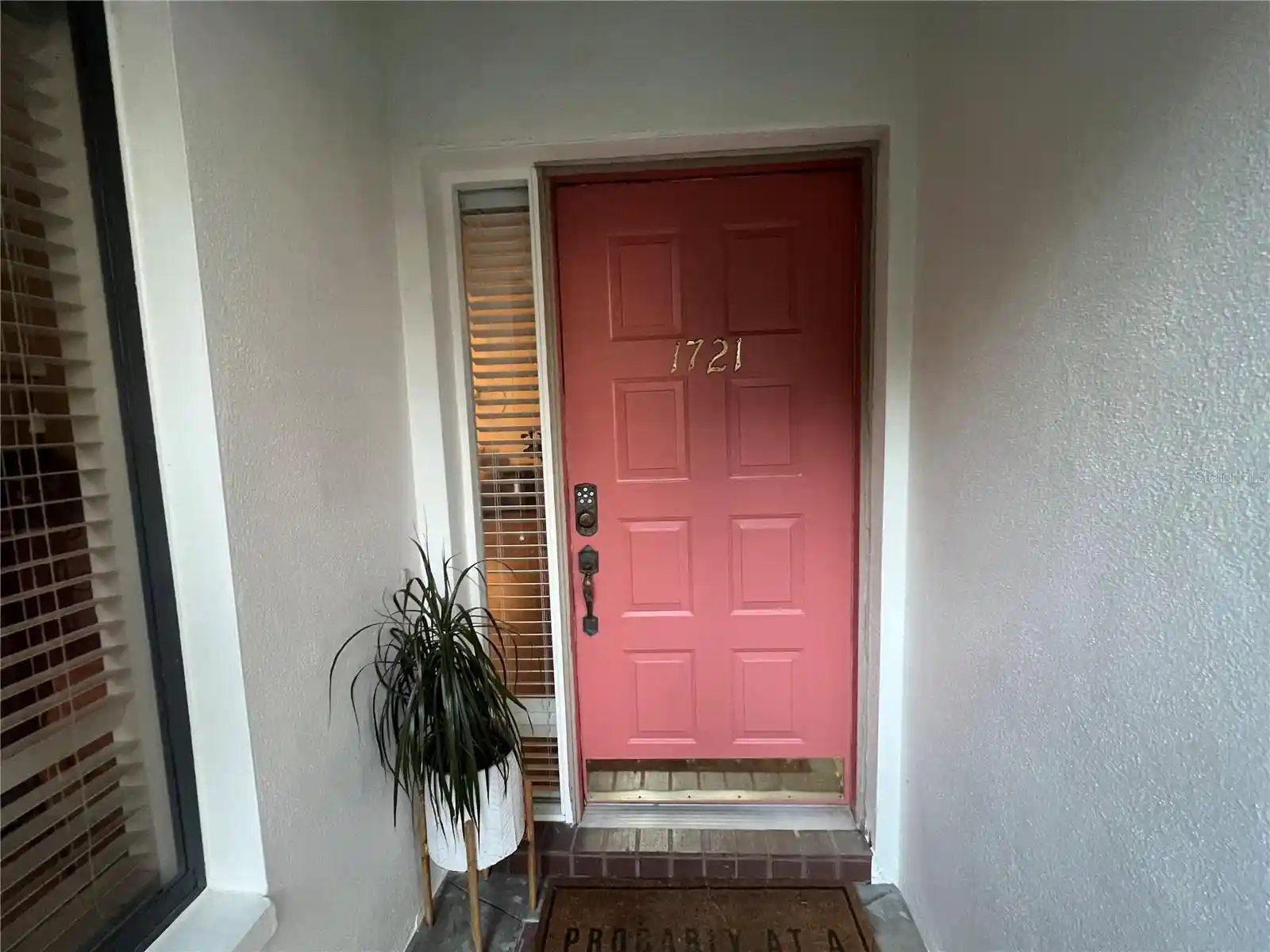 Listing Photo 2 - Condo for sale in 1721 Lake Cypress Dr located at 1721 Lake Cypress Dr, SAFETY HARBOR, FL 34695 - Unit #2101