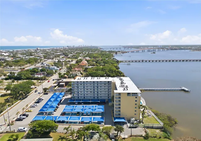 Photo 4 of Condo for sale at 145 N Halifax Ave #602, Daytona Beach, FL 32118 | MLS# V4948650 | Listing updated on 2026-09-25