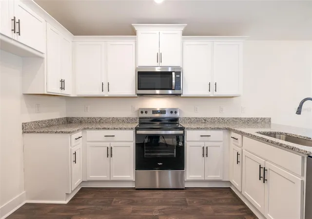 Photo 3 of Single family home for sale at 87 Ramblewood Dr, Palm Coast, FL 32164 | MLS# FC317949 | Listing updated on 2026-10-11