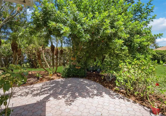 Homes for sale in Bradenton, FL | 6228 38th St E, Bradenton, FL 34203 | MLS# A4690899