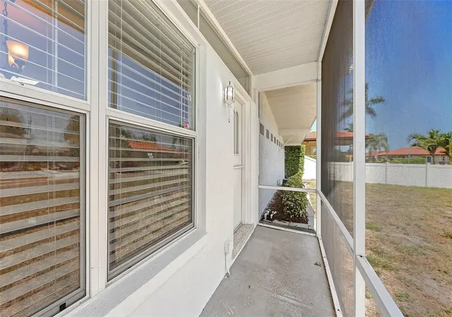 3rd image of 3008 Bowdoin Pl, Bradenton, FL 34207 | MLS# A4690900