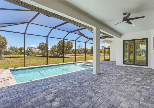 2nd image of 72 Tee View Rd, Rotonda West, FL 33947 | MLS# C7525196