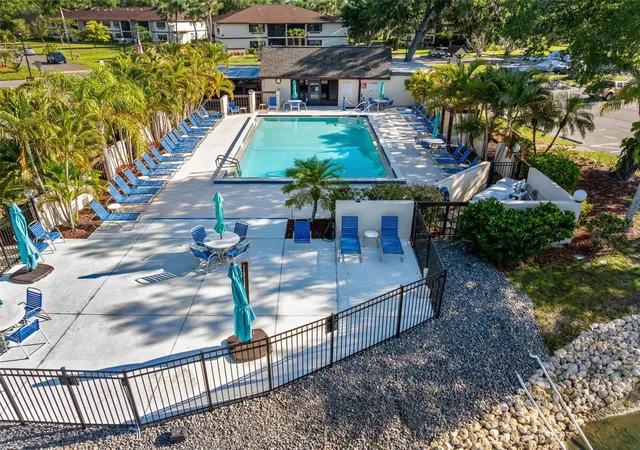 4th image of 19505 Quesada Ave #C203, Port Charlotte, FL 33948 | MLS# D6147158