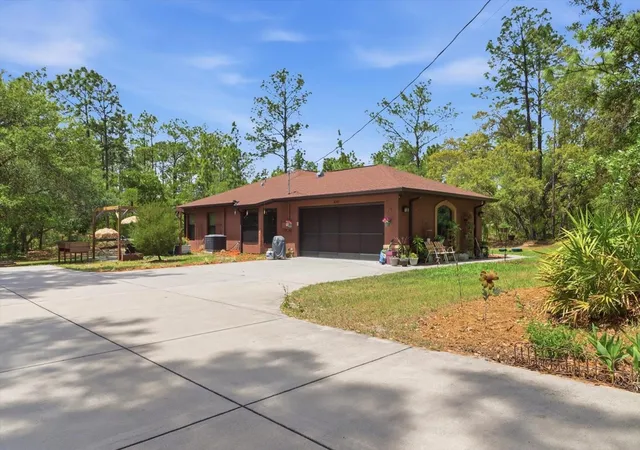 Photo 3 of Single family home for sale at 16389 Margot Rd, Weeki Wachee, FL 34614 | MLS# W7885078 | Listing updated on 2026-10-02