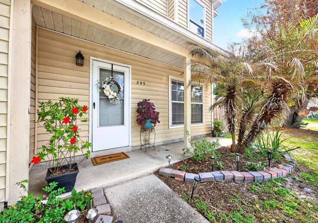 Homes for sale in Winter Springs, FL | 299 Woodgreen Ln, Winter Springs, FL 32708 | MLS# O6401276