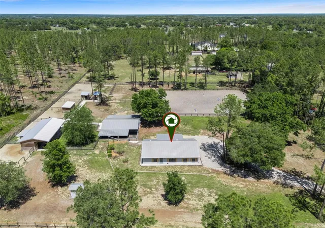 Photo 3 of Single family home for sale at 20701 County Rd 44a, Eustis, FL 32736 | MLS# O6401282 | Listing updated on 2026-10-07