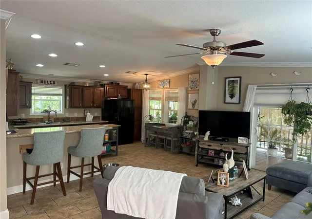 5th image of 462 S Dew Plant Pt, Crystal River, FL 34429 | MLS# TB8500543