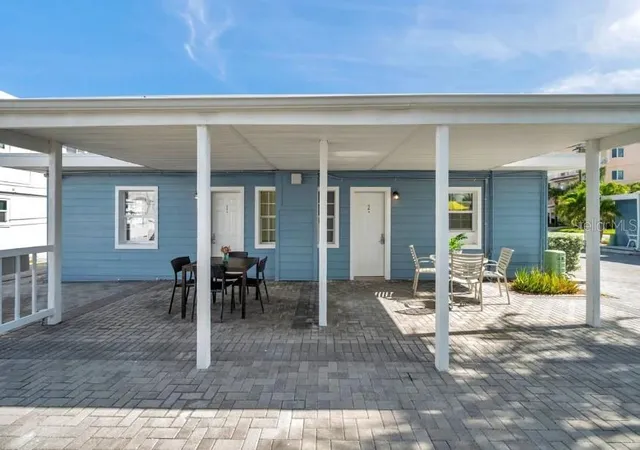 4th image of 602 Poinsettia Ave, Clearwater Beach, FL 33767 | MLS# TB8500556