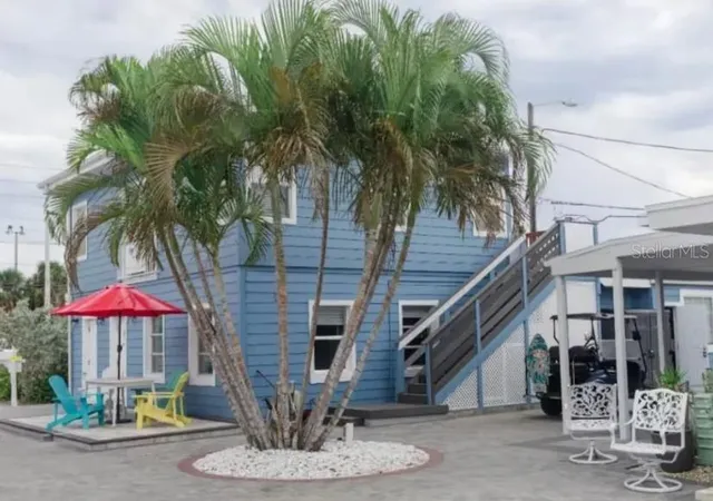 5th image of 602 Poinsettia Ave, Clearwater Beach, FL 33767 | MLS# TB8500556