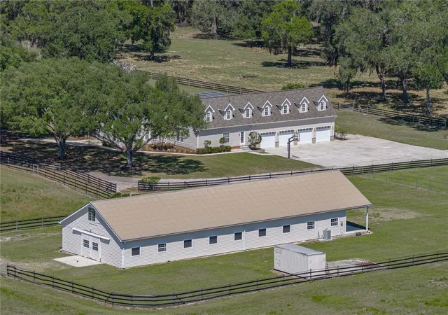 Photo 3 of Mansion for sale at 29001 Bayhead Rd, Dade City, FL 33523 | MLS# TB8500562 | Listing updated on 2026-05-16