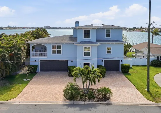 Homes for sale in St Pete Beach, FL | 7115 Bay St, St Pete Beach, FL 33706 | MLS# TB8500568