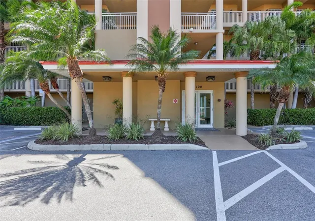 Homes for sale in Osprey, FL | 5100 Jessie Harbor Dr #304, Osprey, FL 34229 | MLS# A4690942