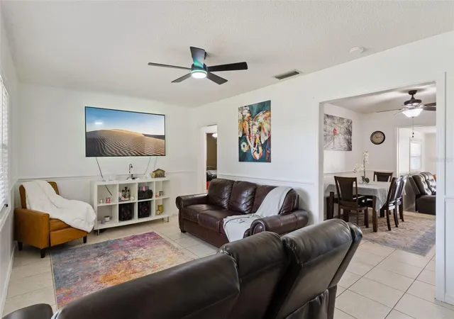 Homes for sale in Auburndale, FL | 303 Granada Rd, Auburndale, FL 33823 | MLS# O6401332