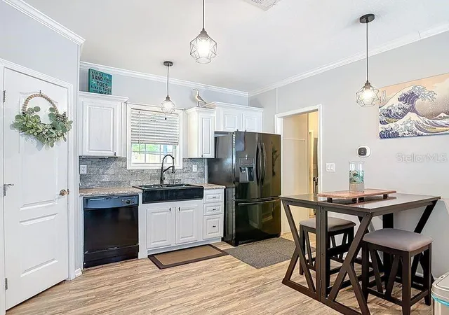 3rd image of 102 Ash St, Edgewater, FL 32141 | MLS# O6401336