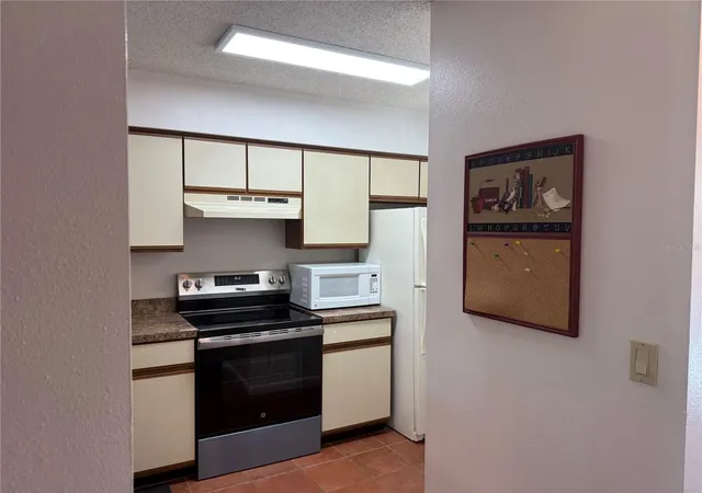 Photo 3 of Condo for sale at 6519 Spring Flower Dr #22, New Port Richey, FL 34653 | MLS# W7885089 | Listing updated on 2026-10-06