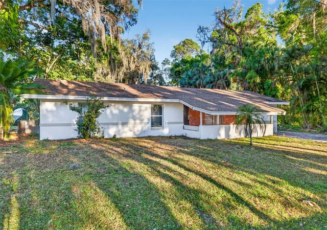 Homes for sale in Alva, FL | 1941 Brown Rd, Alva, FL 33920 | MLS# A4690951