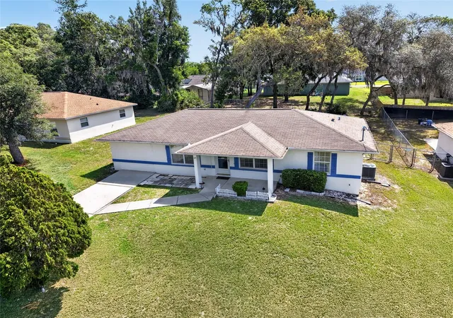 Photo 3 of Single family home for sale at 42 Larch Radl, Ocala, FL 34480 | MLS# OM723284 | Listing updated on 2026-07-18
