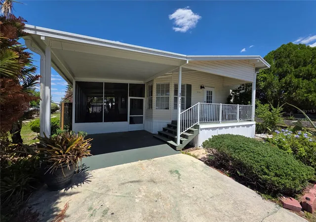 Photo 3 of Manufactured home for sale at 37251 Lois Ave, Zephyrhills, FL 33542 | MLS# TB8500623 | Listing updated on 2026-08-31
