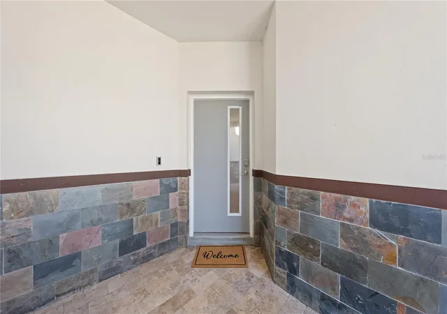 Photo 3 of Townhouse for sale at 1935 Greenbriar Ter, Davenport, FL 33837 | MLS# S5148404 | Listing updated on 2026-09-22