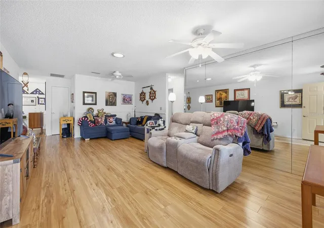 3rd image of 9335 Sw 85Th Ter #E, Ocala, FL 34481 | MLS# OM723290