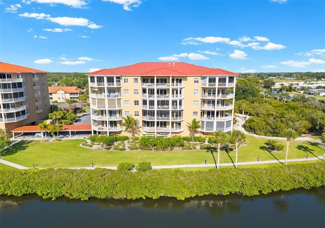 Homes for sale in Osprey, FL | 6100 Jessie Harbor Dr #202, Osprey, FL 34229 | MLS# A4690969